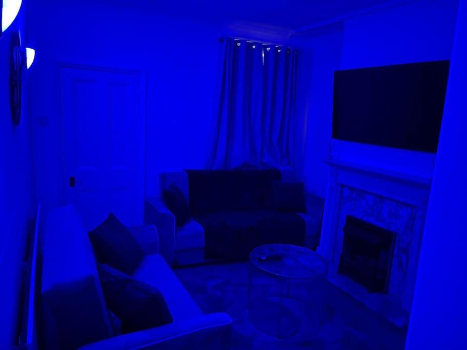 3 Bedrooms Comfortable Home With Jacuzzi Hot Tub Sleeps 10 Λέστερ Εξωτερικό φωτογραφία
